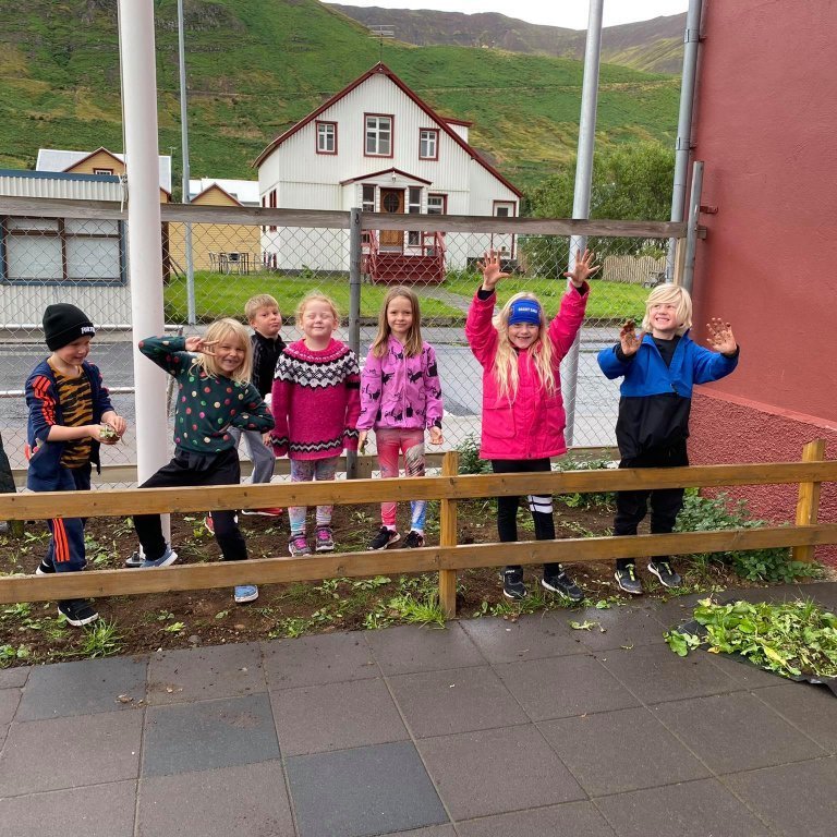 242028490_182486317231164_3949452233200681007_n