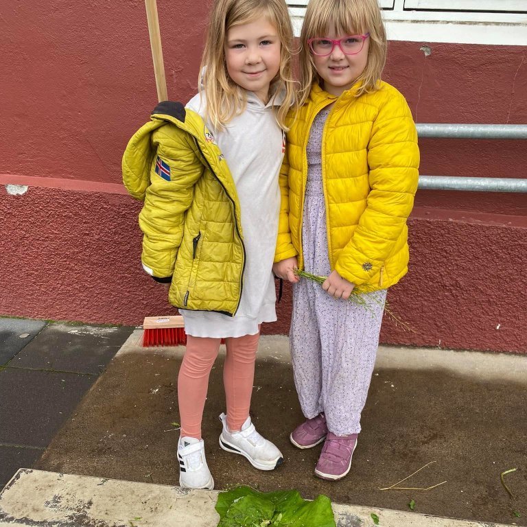 242147668_4322456781179396_2769172947552340468_n