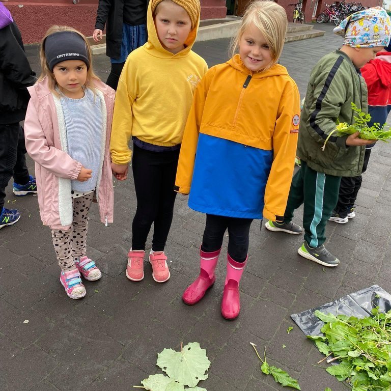 242155511_327590435721790_2687505982669975592_n