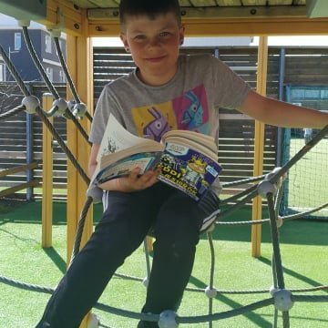 284674832_3265983597021780_5996297138343812313_n