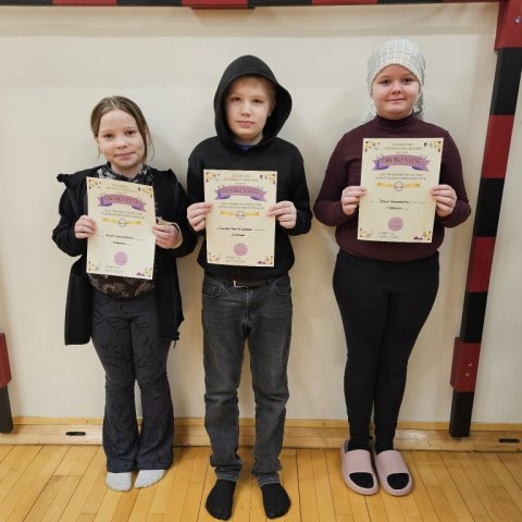 4.b. Jenný, Gunnar Karl og Eygló