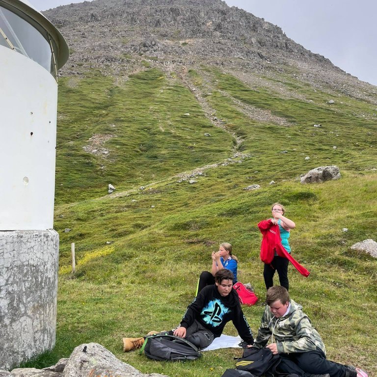 240725623_187086596851542_2862076759973734974_n-1