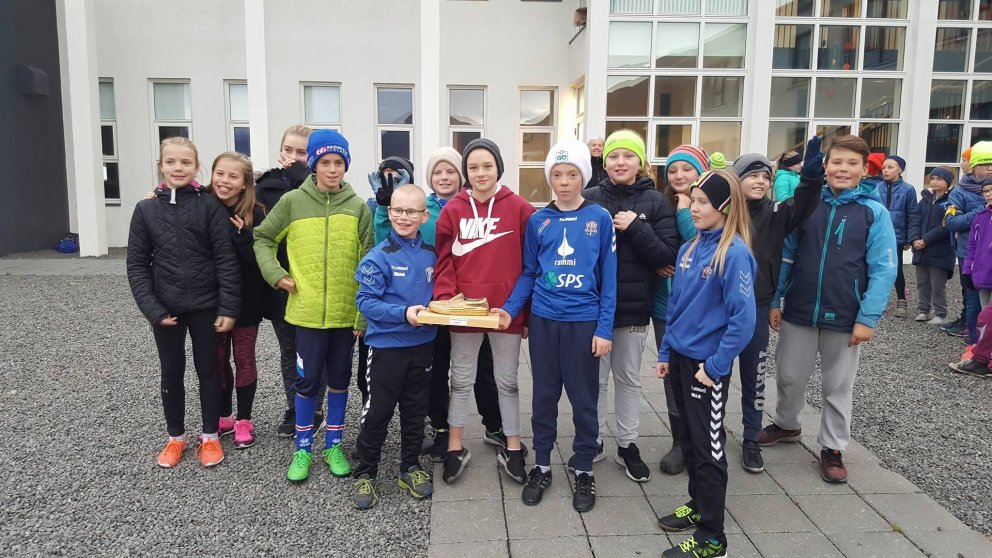 6. bekkur með Gullskóinn