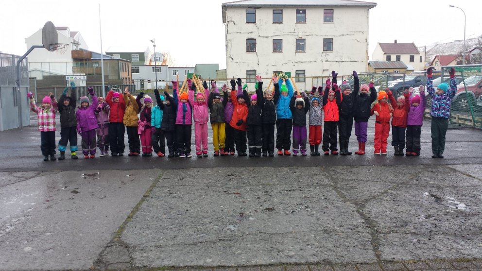 Hamagangur að vori í gær, skólaslit á morgun