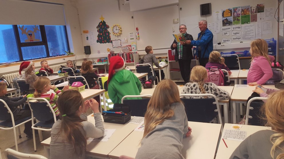 1. og 2. bekkur á Ólafsfirði fékk skemmtilega heimsókn