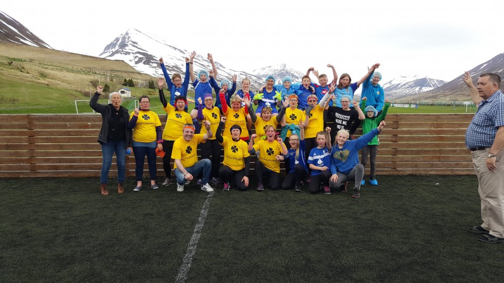 Fótboltaleikur 7. bekkjar á móti kennurum