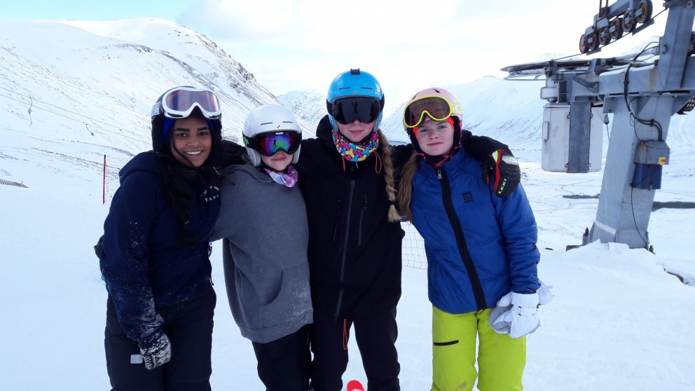 Skíðadagur á unglingastiginu