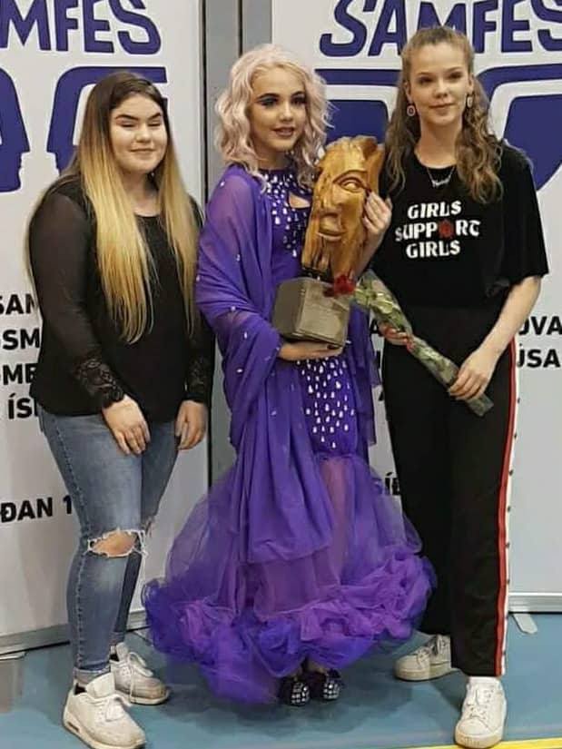 Nemendur Grunnskólans sigruðu í hönnunarkeppni félagsmiðstöðva.