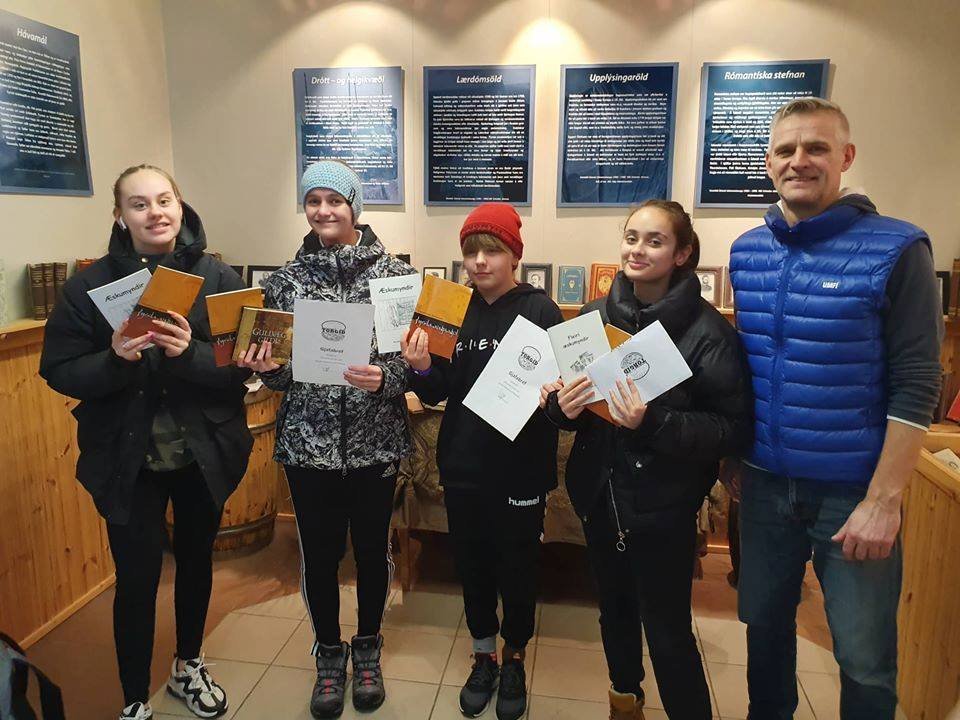 Verðlaun í ljóðasamkeppni