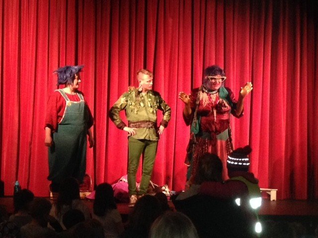 Söngvasyrpa leikhópsins Lottu