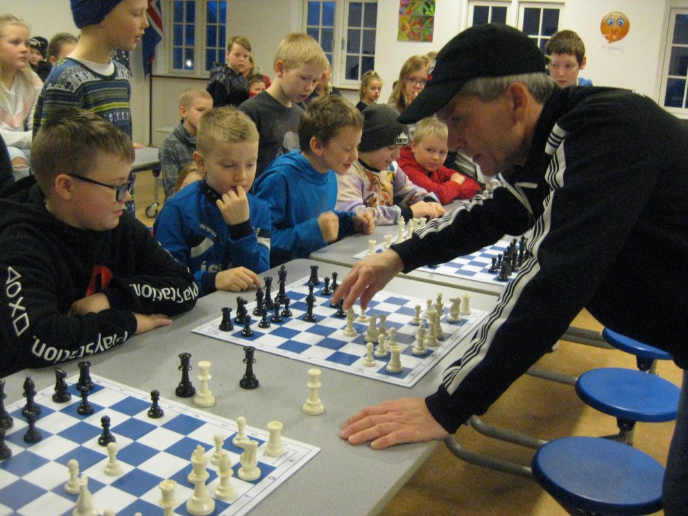 Hrókurinn í heimsókn