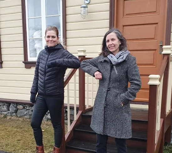 Halldóra og Guðný eru meðal kennara sem halda skáldneistanum á lífi í skólanum.