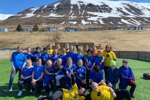 Starfsfólk vs. 7.bekkur