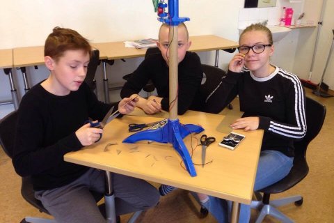 Vindmyllusmíði á unglingastigi