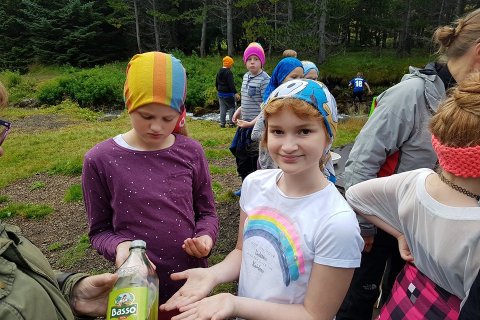 5. -7. bekkur heimsótti skógræktina í gær