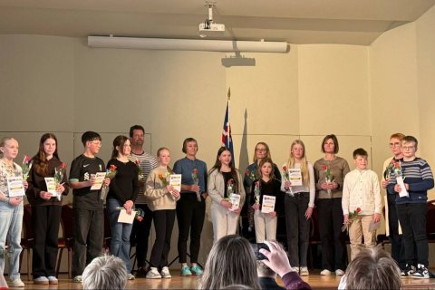 Keppendur ásamt kennurum sínum