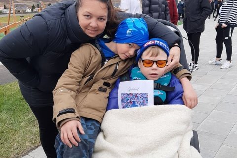 Styrkur frá nemendum 6.-10.bekkjar afhentur í dag