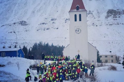 Sungið til sólarinnar