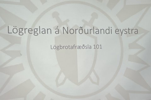 Frá heimsókn lögreglu