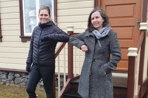 Halldóra og Guðný eru meðal kennara sem halda skáldneistanum á lífi í skólanum.